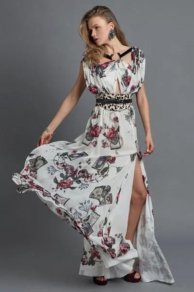 Look 16